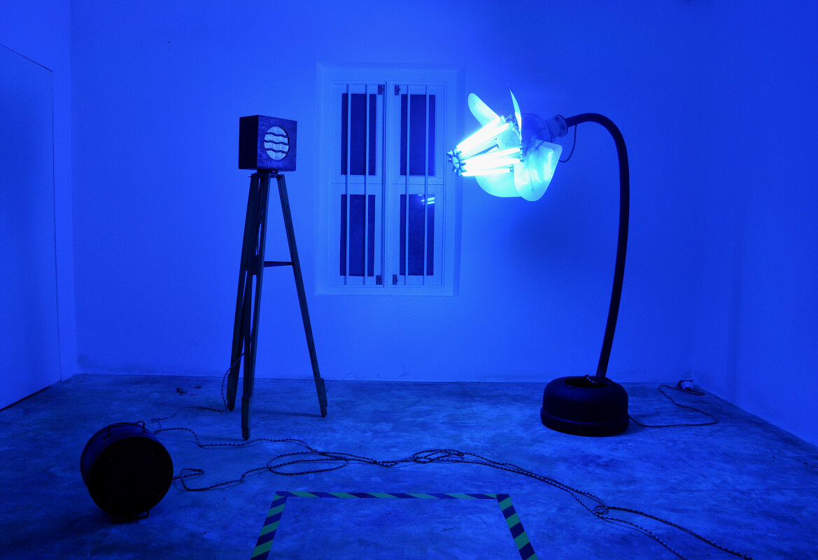 Don't stare at the light too brightly