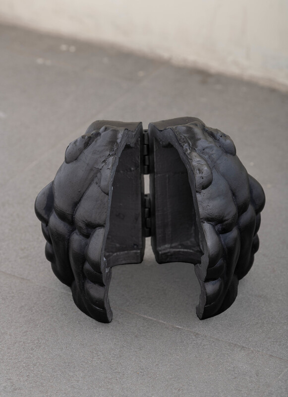 The Interstice (head)