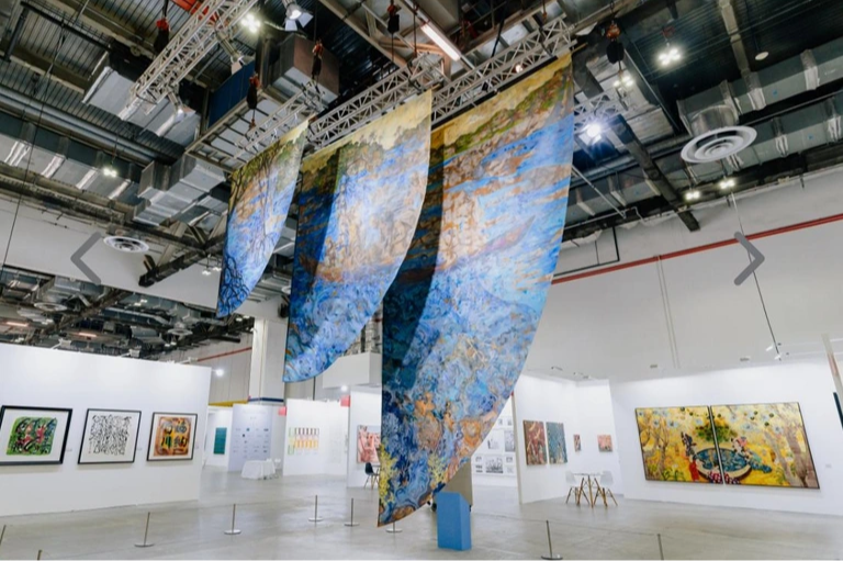 ACHILLES IN THE TURTLE